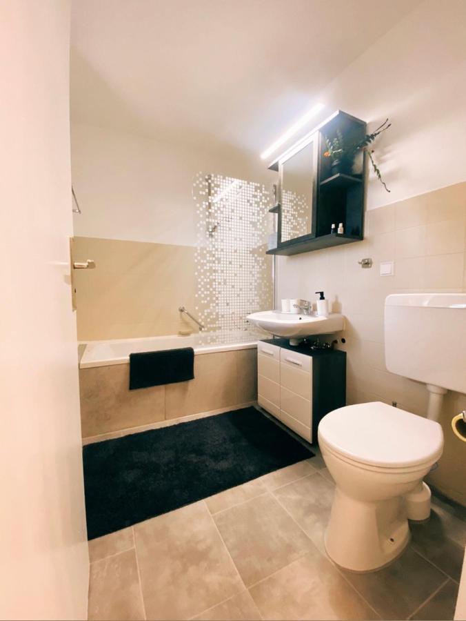 Apartment- Metzingen Metzingen  Bagian luar foto